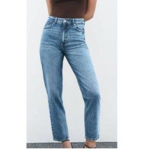 Really Cute Blue Straight Leg Zara Jeans!